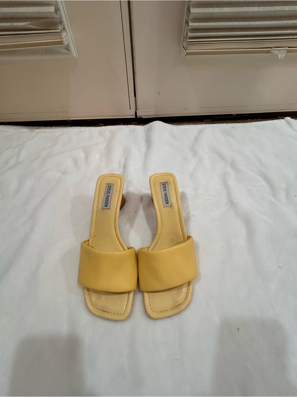Steve Madden Yellow Padded Slide Mules